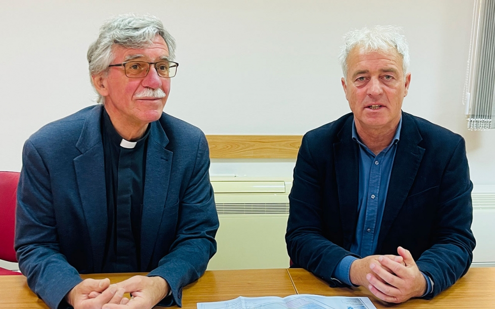Sastanak o realizaciji projekta Pastoralnog centra; Zajednički projekt Biskupije i Općine za dobrobit mje&scaron;tana