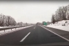 Policija upozorava na obvezu vožnje s upaljenim svjetlima te kori&scaron;tenja zimske opreme