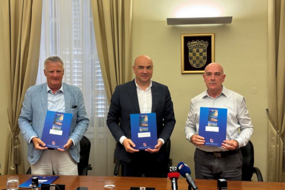 Potpisani ugovori za rad turističkih ambulanti tijekom srpnja i kolovoza