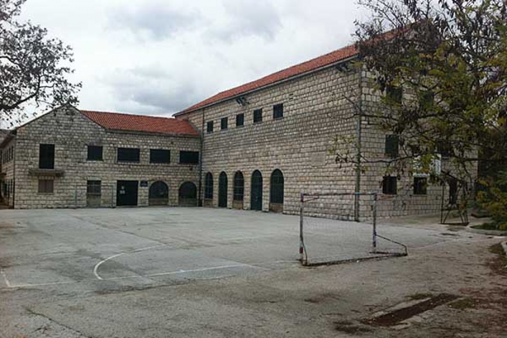 Nove upute za vrtić i &scaron;kolu; Cijepljene odgojiteljice i učiteljice razredne nastave vi&scaron;e ne moraju nositi maske