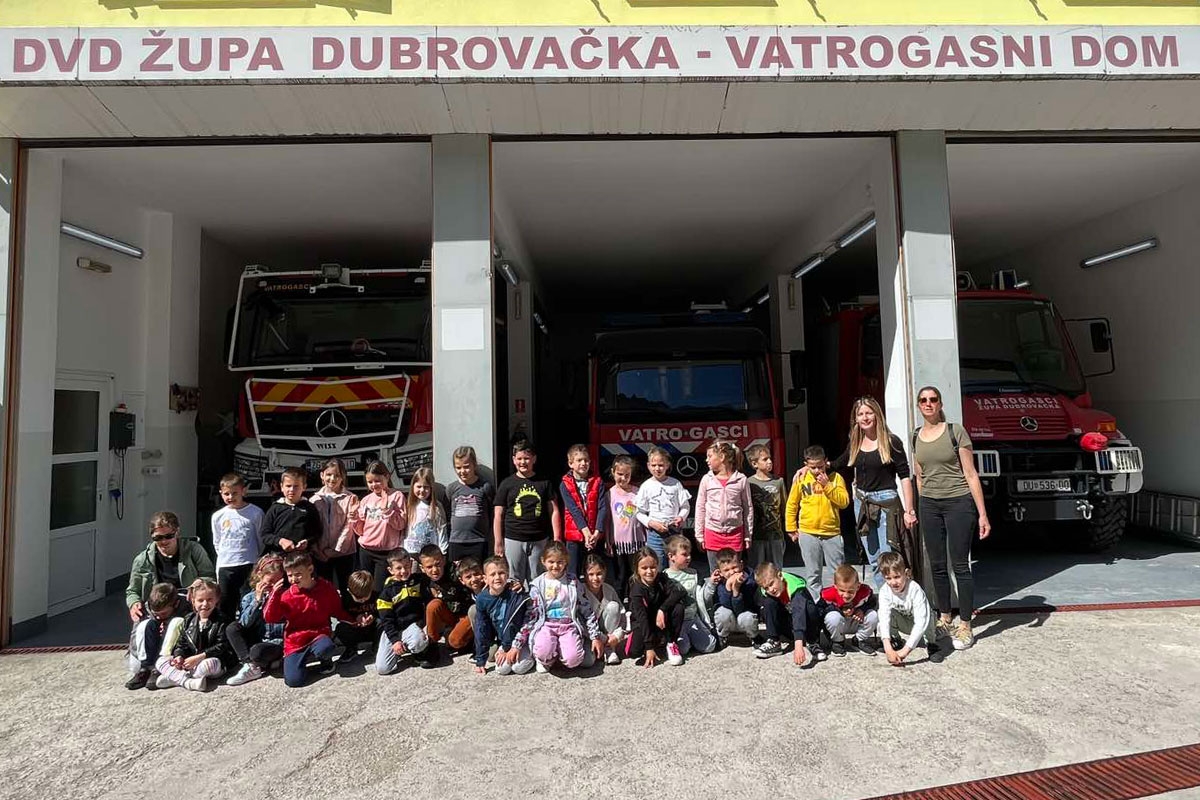 Pred&scaron;kolci župskog vrtića obi&scaron;li Postranje i posjetili vatrogasce DVD-a Župa dubrovačka (FOTO)