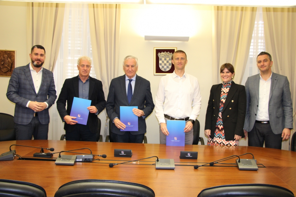 Potpisan sporazum o zajedničkom ulaganju u Osnovnu &scaron;kolu Župa dubrovačka