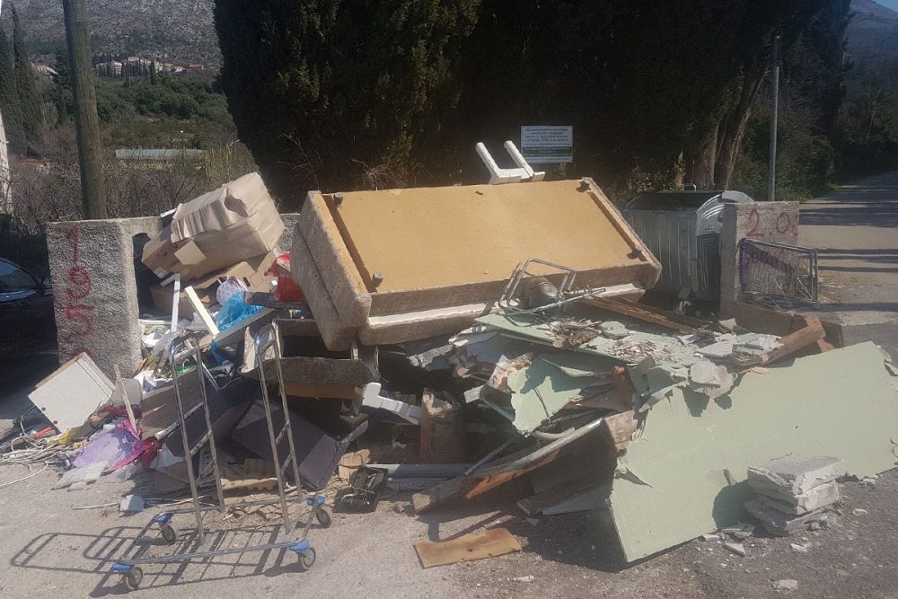 Odlaganje krupnog otpada u subotu, nedjelju i ponedjeljak, spremnici na &scaron;est lokacija