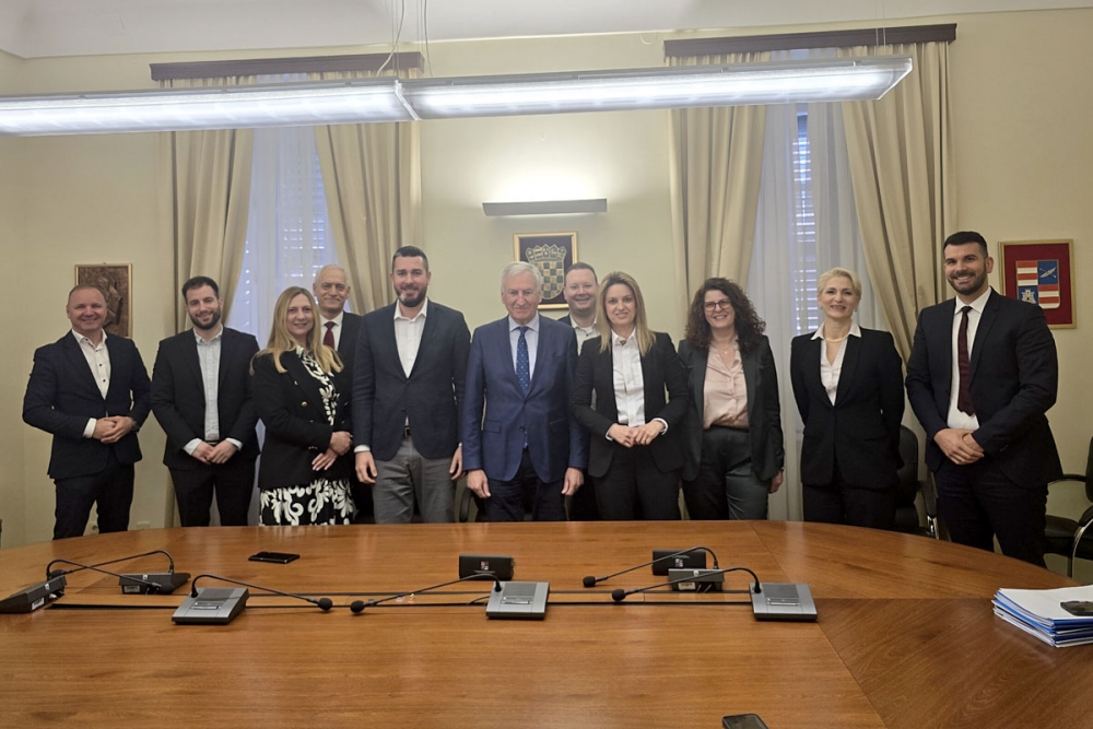 Potpisani ugovori o poslovnoj suradnji s bankama na realizaciji Programa za poticanje razvoja malog i srednjeg poduzetni&scaron;tva