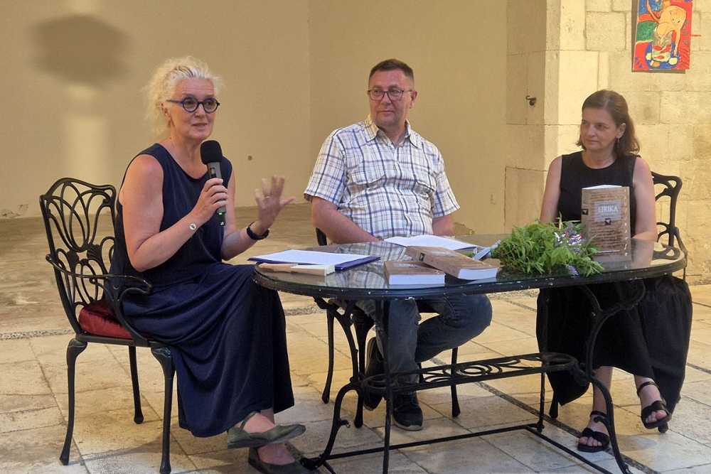 Ogranak Matice hrvatske; U palači Sponza predstavljena knjige "Oracio Mažibradić - Lirika"