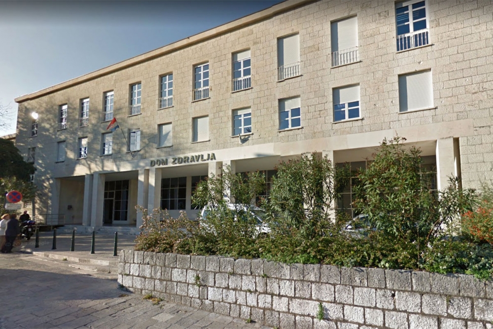Dentalna skrb vrijeme pandemije za područje Župe dubrovačke u ordinacijama Doma zdravlja Dubrovnik