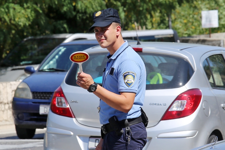 Kazna od 10.300 kuna - 35-godi&scaron;njak magistralom u Mlinima vozio s 2,88 promila alkohola